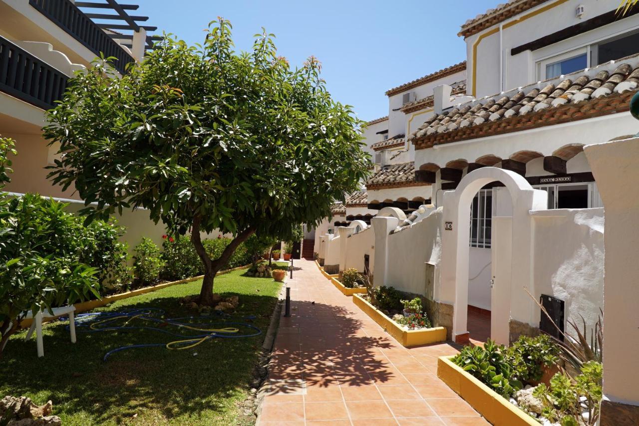 Beach House Casa Luna, Marbella Ситио-де-Калаонда Экстерьер фото