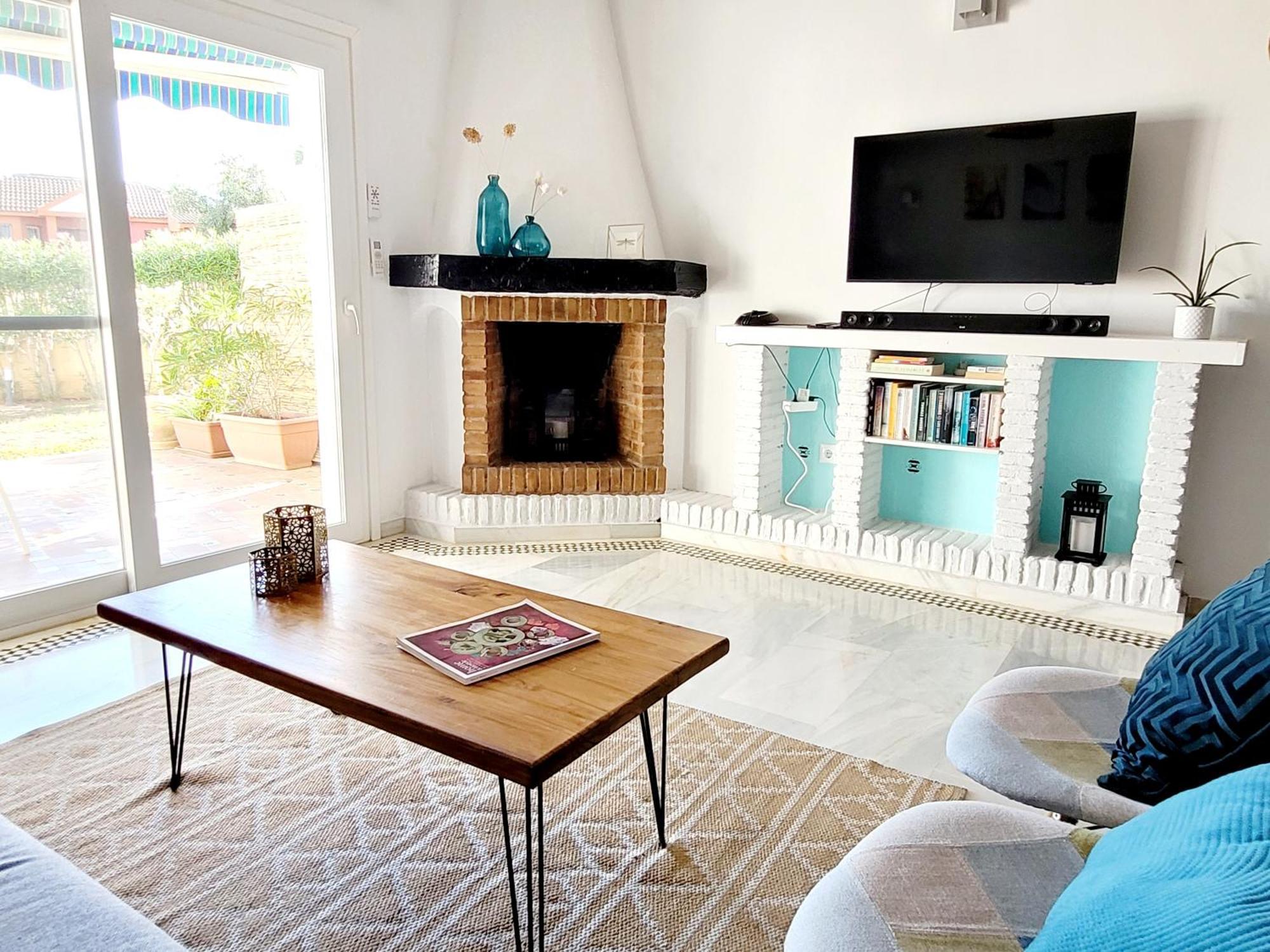 Beach House Casa Luna, Marbella Ситио-де-Калаонда Экстерьер фото